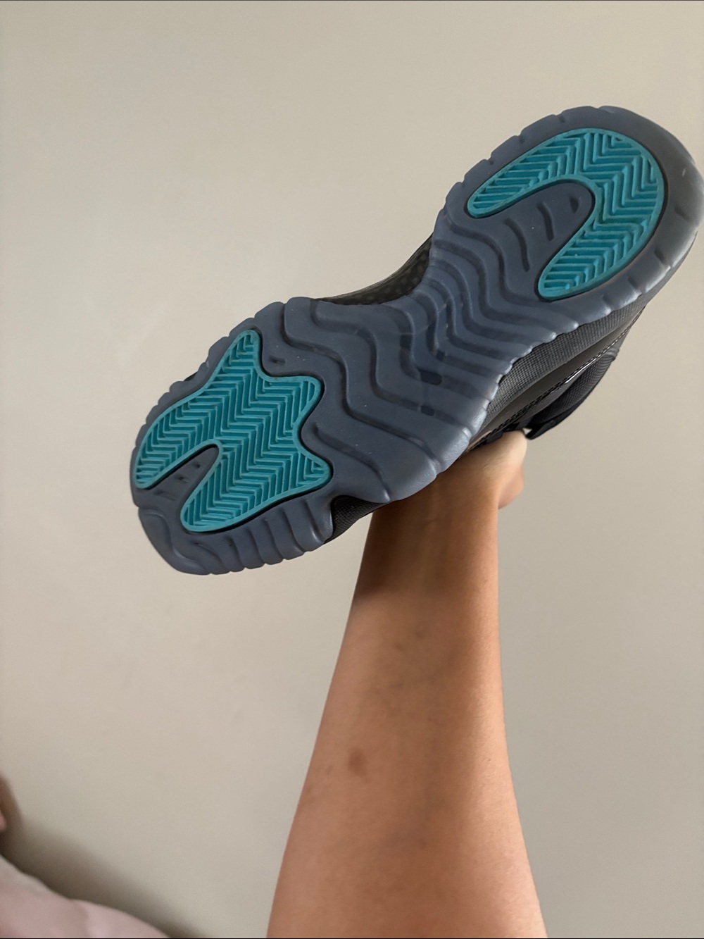Gamma Retro Jordan 11 GS - Picture 7 of 7